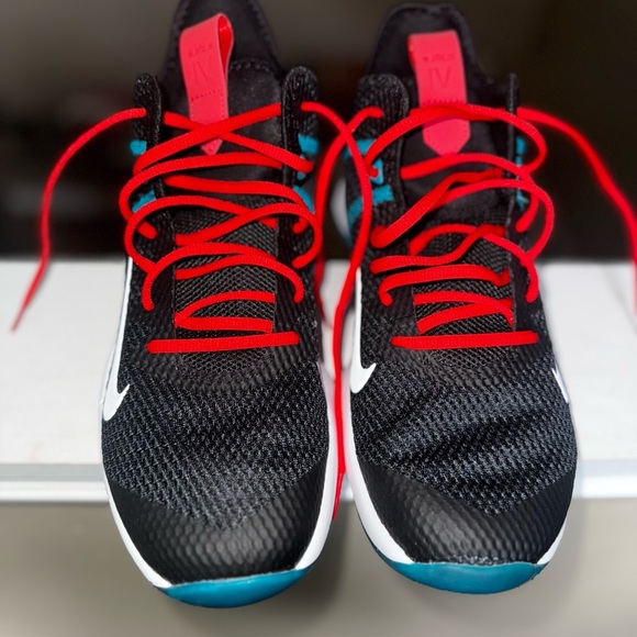 Nike LeBron Witness 4 - Picture 2 of 7